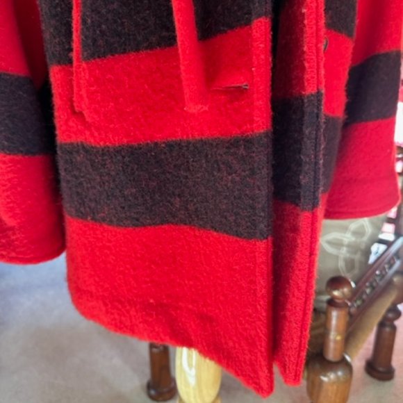 Woolrich Red and Black Women's Coat - Picture 10 of 13